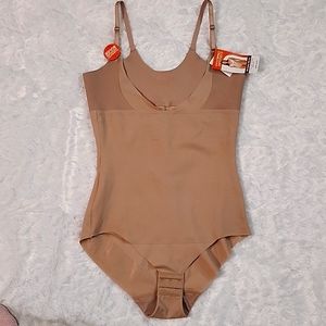 Warners Simply Perfect bodysuit